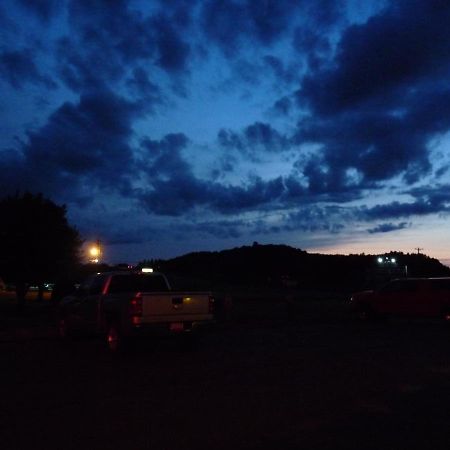 Country Villa Motel Tilden 外观 照片